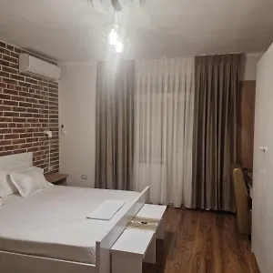 27 Center House Holiday home